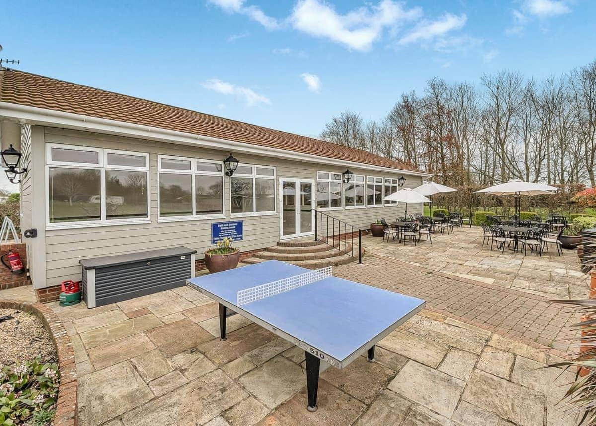 Cakes Ale Holiday Park Leiston Exterior foto